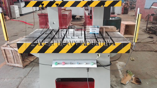 液壓沖床工作臺(tái)部分