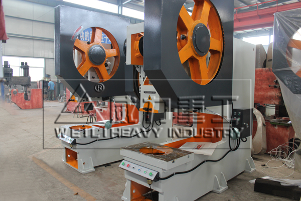 80噸深喉沖床多臺現(xiàn)貨