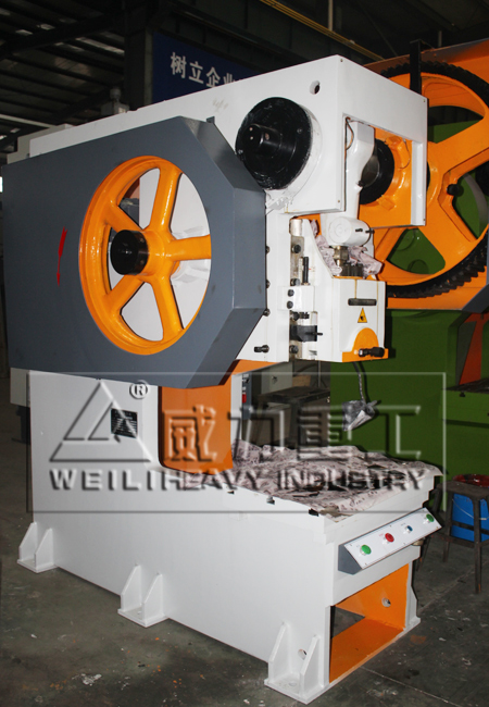 深喉沖床加工范圍廣